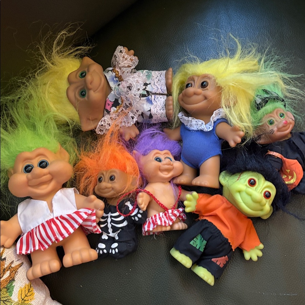 90’s Colorful Troll Doll Set of 7